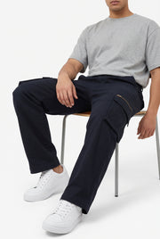 Black Regular Fit Utility With Multi-Pockets Cargo Pants For Men's