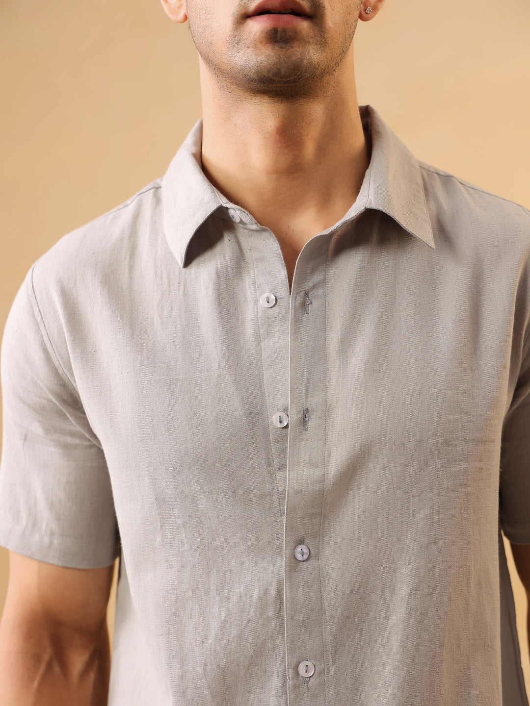 Grey Solid Band Collar Short Sleeves Cotton Men's Shirt